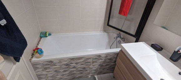 2 chambres Appartement à Rosny-sous-Bois, France No. 333680 9