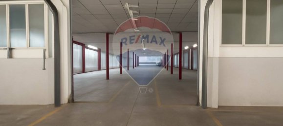 Almacén en Varese, Italy 1050 m² No. 265346 8