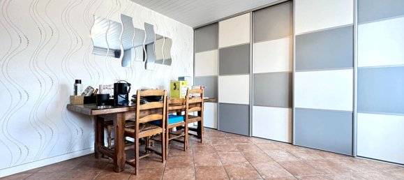 2 bedrooms House in Luneville, France No. 61965 4