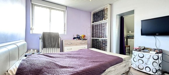 2 bedrooms House in Luneville, France No. 61965 8