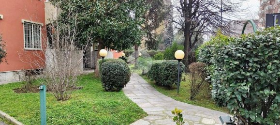 13m² Garage in Milan, Italy No. 244202 8