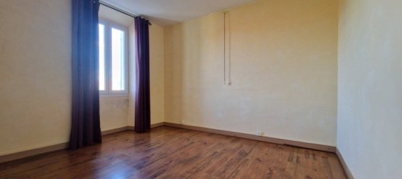 3 bedrooms House in Gouillons, France No. 215174 12