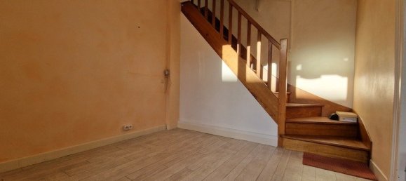 3 bedrooms House in Gouillons, France No. 215174 2