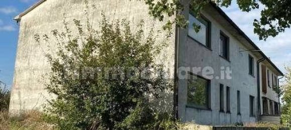 Casa T1 em Monticelli d'Ongina, Italy N.º 292030 2