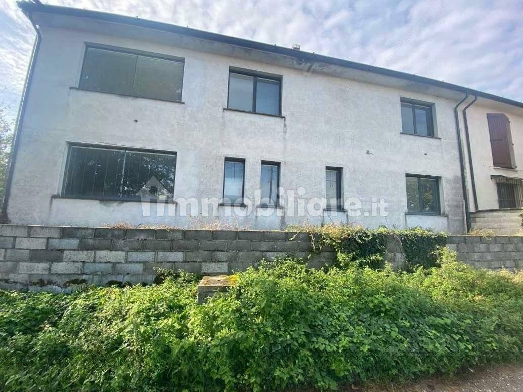 Casa T1 em Monticelli d'Ongina, Italy N.º 292030