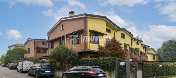 Villa de 5 habitaciónes en Cologno Monzese, Italy No. 268877 2