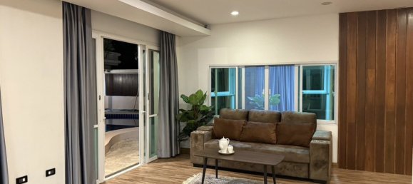 6 chambres condominium à louer à Pattaya, Chonburi, Eastern Thailand, Thailand № 70035 15