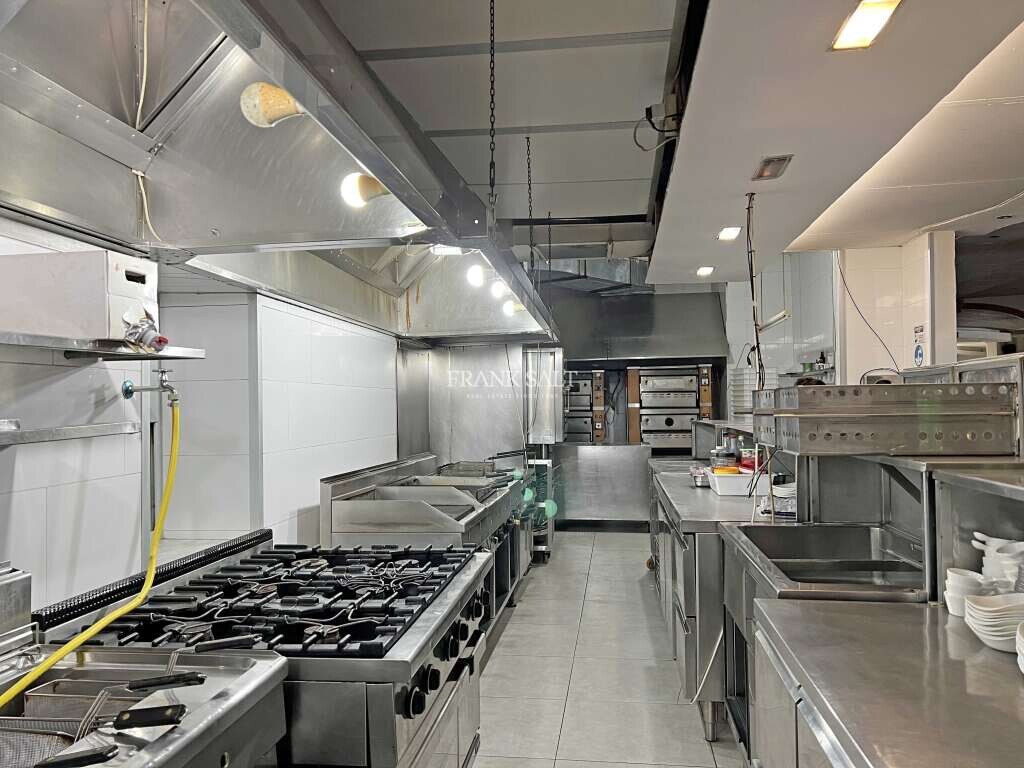  مقهى / مطعم في Marsaskala, Malta 330متر مربع رقم 12743