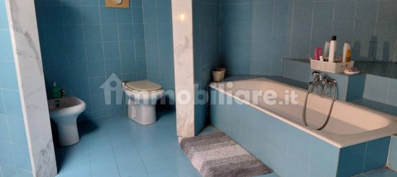 4 bedrooms Apartment in Cremona, Italy No. 343451 17