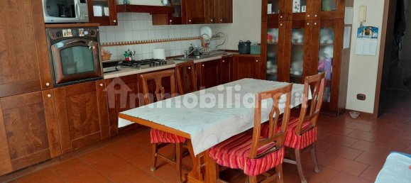 4 bedrooms Apartment in Cremona, Italy No. 343451 8
