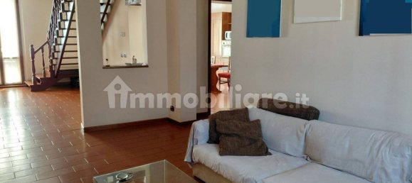 4 bedrooms Apartment in Cremona, Italy No. 343451 3