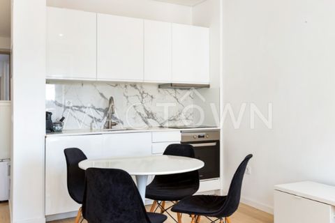 2 bedrooms Apartment in Lisbon, Portugal No. 288731