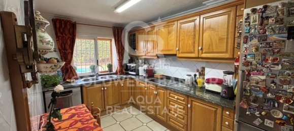 4 bedrooms House in Alicante, Spain No. 163684 11