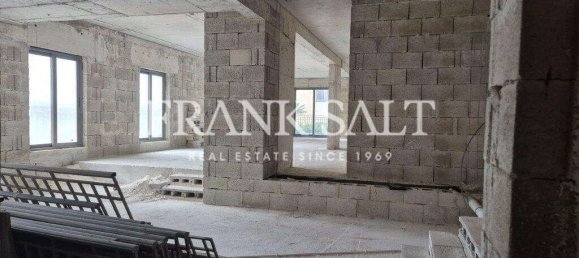 Квартира с 4 спальнями в Сент-Джулианс, Мальта № 1197 16