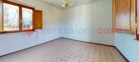 5 bedrooms Apartment in Barga, Italy No. 72549 27