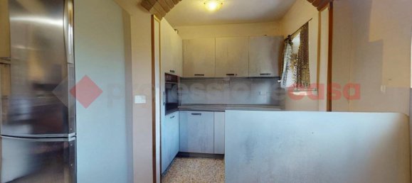 5 bedrooms Apartment in Barga, Italy No. 72549 9