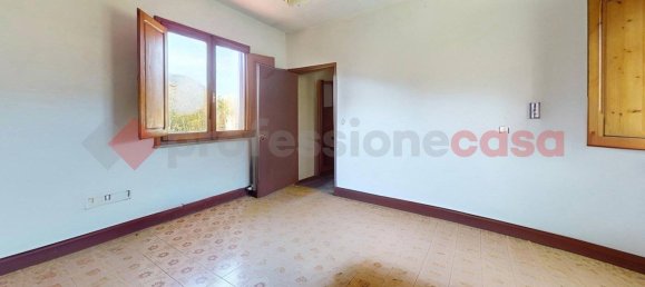 5 bedrooms Apartment in Barga, Italy No. 72549 26