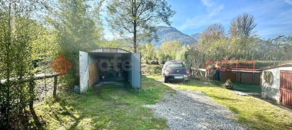 5 bedrooms Apartment in Barga, Italy No. 72549 33