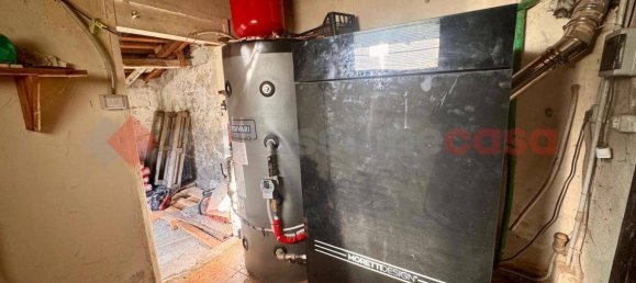 5 bedrooms Apartment in Barga, Italy No. 72549 40