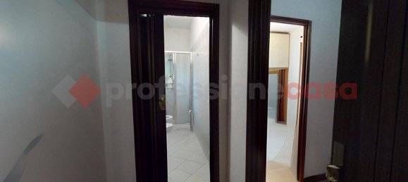 5 bedrooms Apartment in Barga, Italy No. 72549 17