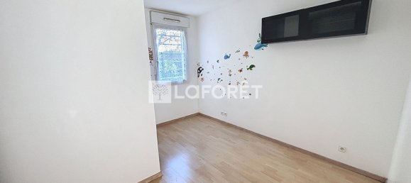 3 bedrooms Apartment in Villejuif, France No. 180440 9