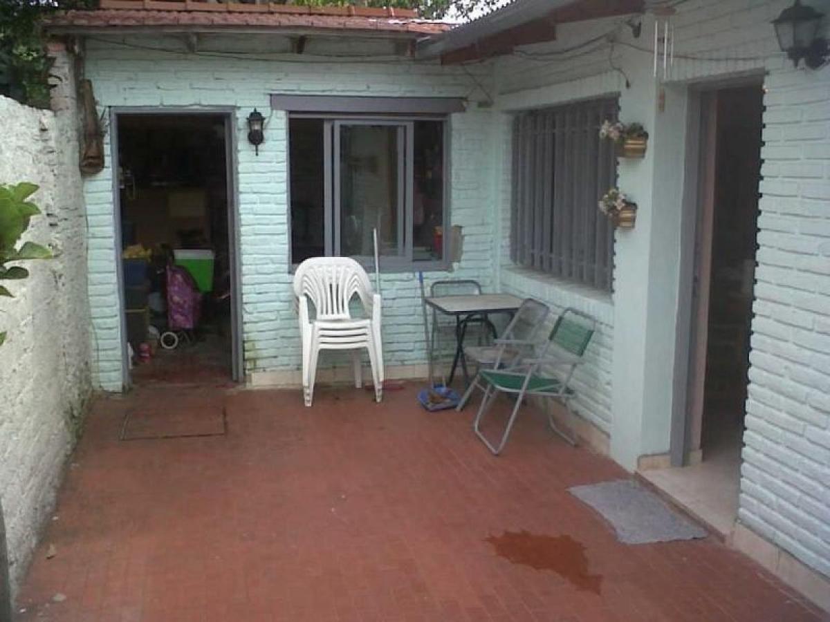 2 Schlafzimmer Haus in Tres de Febrero, Argentina, Nr. 101412