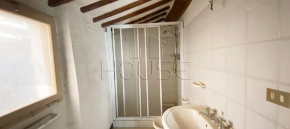 3غرفة شقة في Città di Castello, Italy رقم 153249 6