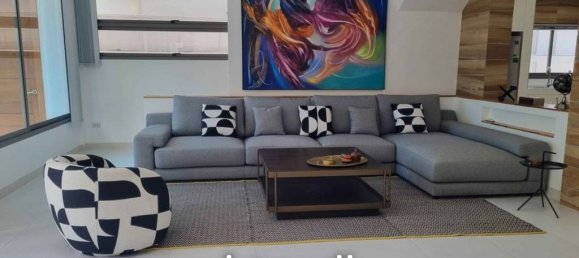 4 bedrooms Villa in Kathu, Thailand No. 23523 3