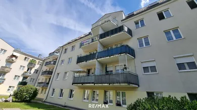 Apartamento de 3 habitaciónes en St. Polten, Austria No. 250741