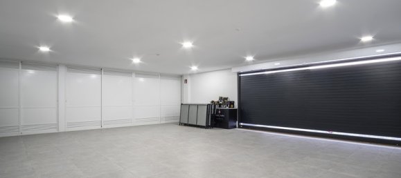 Villa de 5 dormitorios en Marbella, Spain No. 4656 15