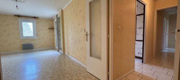 2 Schlafzimmer Wohnung in Charleville-Mezieres, France, Nr. 45533 2