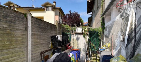 1 bedroom Apartment in Vanzago, Italy No. 325731 6