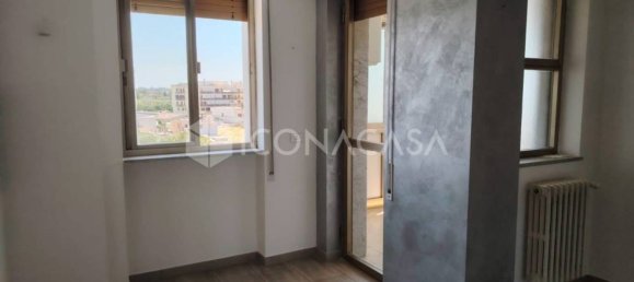 Apartamento de 4 habitaciónes en Bari, Italy No. 21467 17
