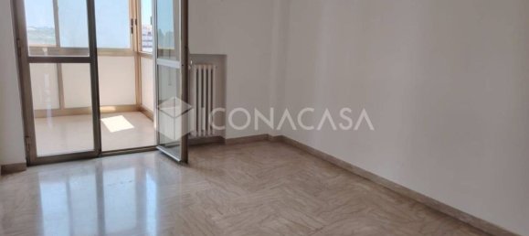 Apartamento de 4 habitaciónes en Bari, Italy No. 21467 9