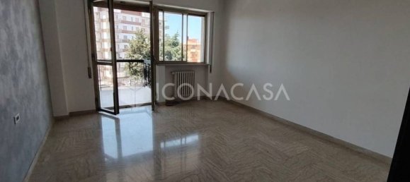 Apartamento de 4 habitaciónes en Bari, Italy No. 21467 34
