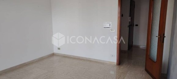 Apartamento de 4 habitaciónes en Bari, Italy No. 21467 14