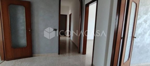 Apartamento de 4 habitaciónes en Bari, Italy No. 21467 35