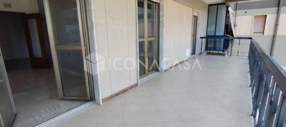 Apartamento de 4 habitaciónes en Bari, Italy No. 21467 28