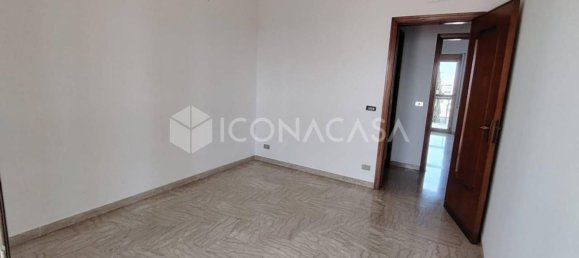 Apartamento de 4 habitaciónes en Bari, Italy No. 21467 45