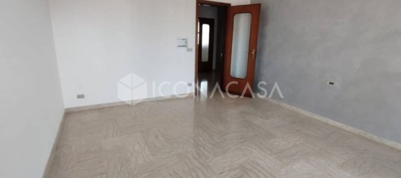 Apartamento de 4 habitaciónes en Bari, Italy No. 21467 25