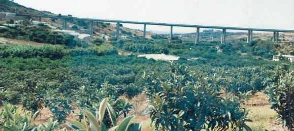  Land in Estepona, Spain No. 150132 2