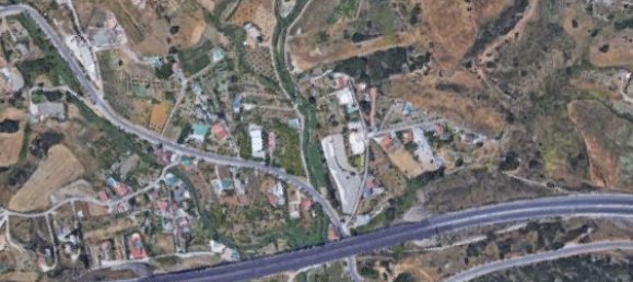  Land in Estepona, Spain No. 150132 4