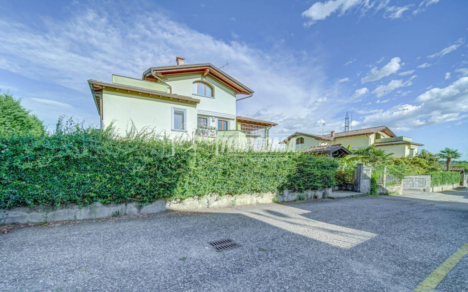 2 bedrooms Apartment in Sumirago, Italy No. 302983