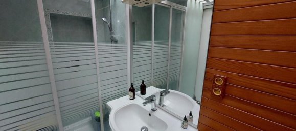 2 bedrooms House in Bordeaux, France No. 335866 12