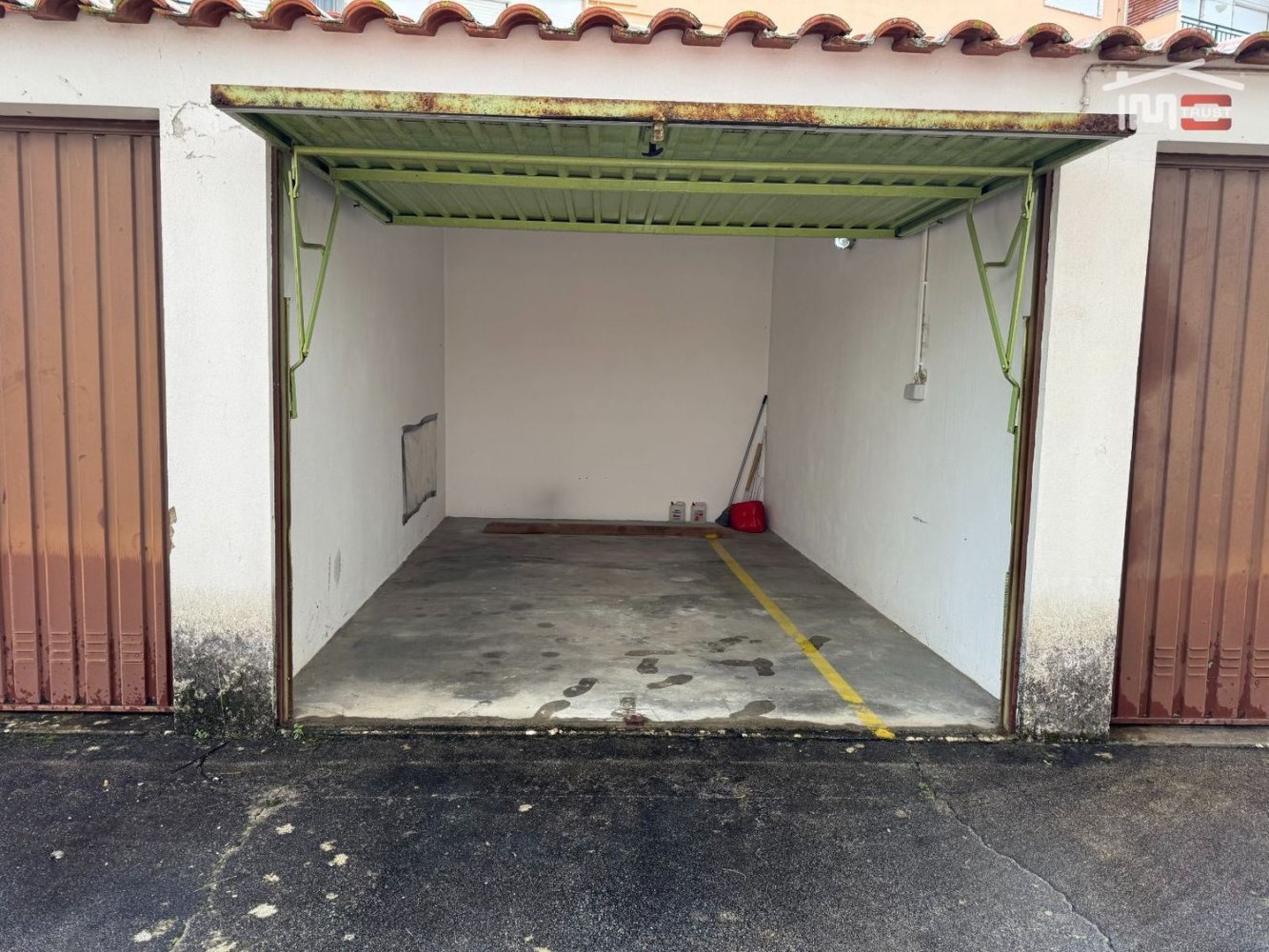 15m² Garage in Ourem, Portugal No. 206615