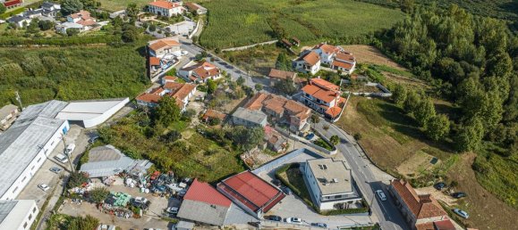 2 bedrooms House in Felgueiras, Portugal No. 22044 10