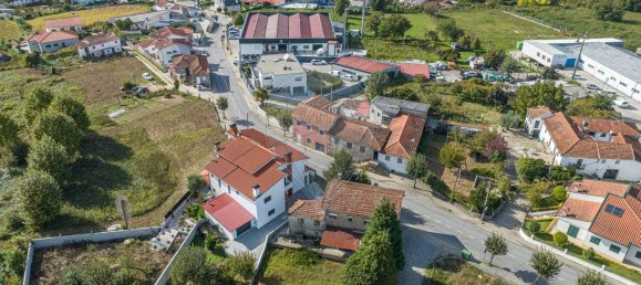 2 bedrooms House in Felgueiras, Portugal No. 22044 5