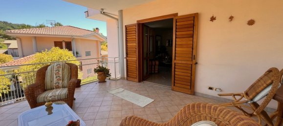 8 rooms Villa in Rende, Italy No. 186959 4