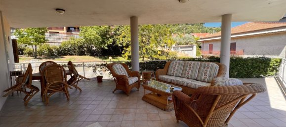 8 rooms Villa in Rende, Italy No. 186959 2