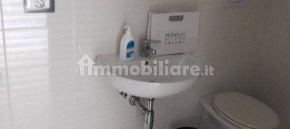 1غرفة عقار تجاري في San Salvo, Italy رقم 311423 6